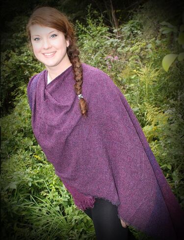 Kerry Woollen Mills Celtic Ruana Long Shawl Irish Wool Lambswool Blackberry Green in Kuwait
