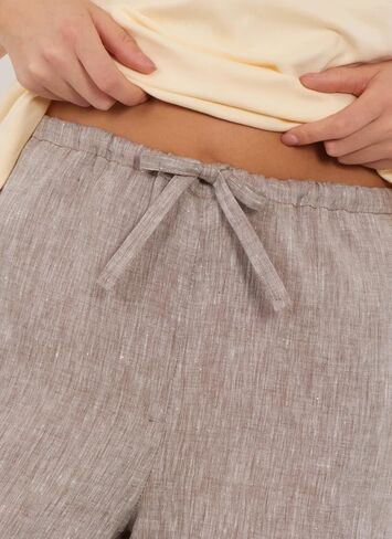 New Look N6829 Women's Pants in Two Lengths & Knit Tops Sewing Pattern, Sizes XS-XL in Kuwait