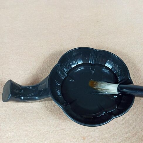 Blossom Ink Dish for Calligraphy Brushes, 12pcs Black Plastic in Kuwait