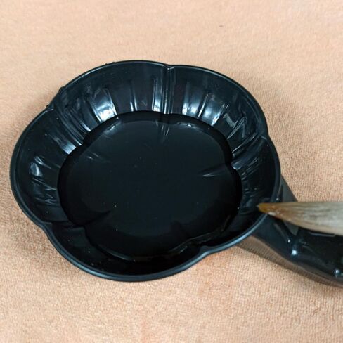 Blossom Ink Dish for Calligraphy Brushes, 12pcs Black Plastic in Kuwait