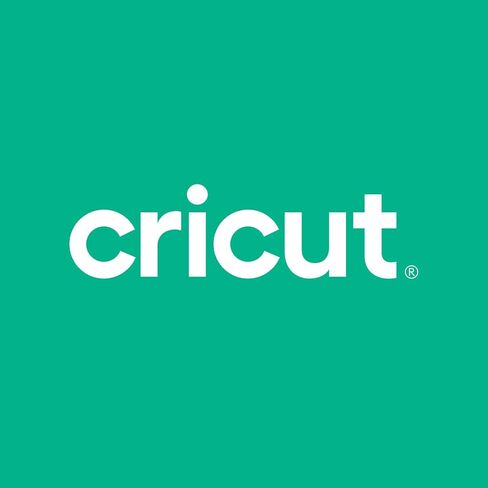 Cricut EasyPress 2-9 in x 9 in Heat Press - Heat Transfer Machine for T-Shirts, Tote Bags, Baby Clothes, Decor, & More - Easy to Use - Raspberry in Kuwait