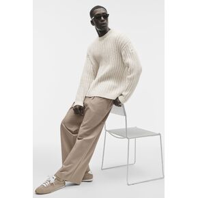 Alo Yoga Suited Trouser - Gravel in Kuwait