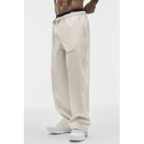 Alo Yoga Alpha Shell Pant - Bone in Kuwait