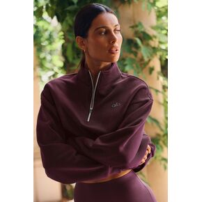 Alo Yoga Accolade 1/4 Zip Pullover - Rich Bordeaux in Kuwait
