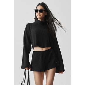 Alo Yoga Ribbed Reset Short - Black in Kuwait