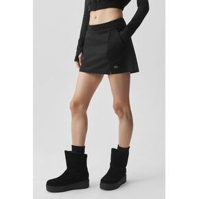 Alo Yoga Momentum Skirt - Black in Kuwait