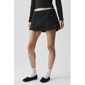 Alo Yoga Alpine Meadow Mini Skirt - Black in Kuwait