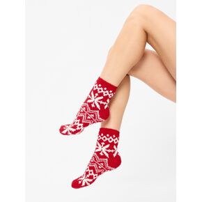 Old Navy Cozy Crew Socks for Women - Christmas Classic (Match the Fam!) in Kuwait