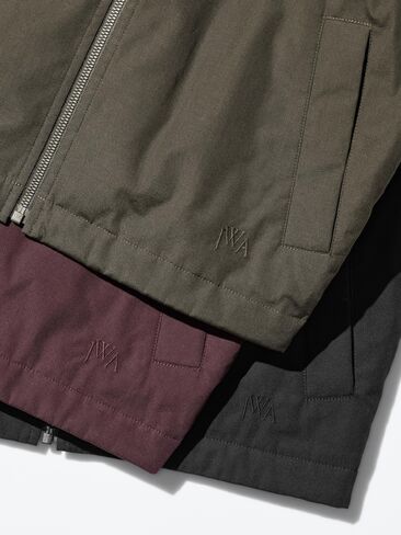 Uniqlo Padded Short Jacket in Kuwait