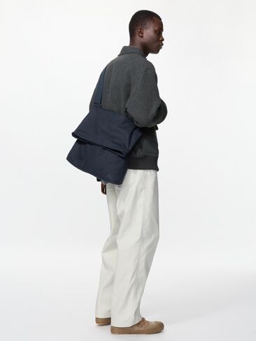 Uniqlo Shoulder Bag in Kuwait