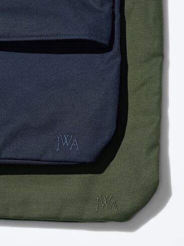 Uniqlo Shoulder Bag in Kuwait