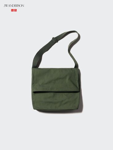 Uniqlo Shoulder Bag in Kuwait
