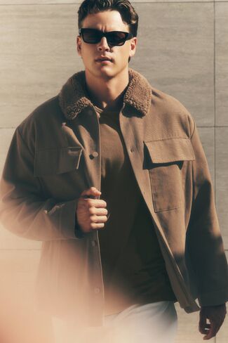 Alo Yoga Canvas Utility Shacket - Java Brown in Kuwait