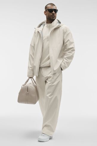 Alo Yoga Alpha Shell Pant - Bone in Kuwait