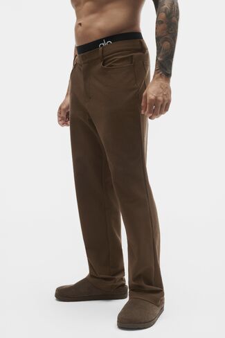 Alo Yoga Conquer Max 4 Pocket Pant - Espresso in Kuwait