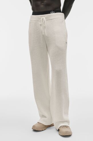 Alo Yoga Waffle Chenille Edition Straight Leg Pant - Ivory in Kuwait