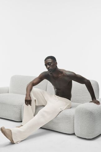 Alo Yoga Waffle Chenille Edition Straight Leg Pant - Ivory in Kuwait