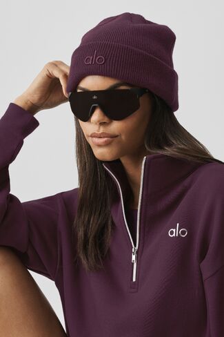 Alo Yoga Accolade 1/4 Zip Pullover - Rich Bordeaux in Kuwait