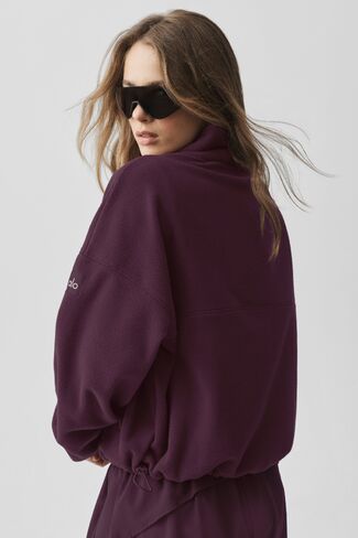 Alo Yoga Polar Fleece Retreat Cover Up - Rich Bordeaux in Kuwait