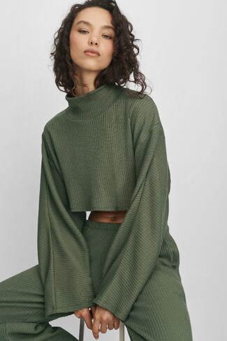 Alo Yoga Ribbed Cropped Reset Long Sleeve - Bamboo Green in Kuwait