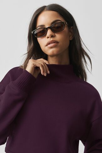 Alo Yoga Cropped Serenity Coverup - Rich Bordeaux in Kuwait