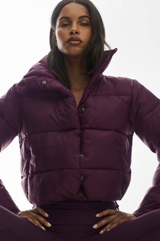 Alo Yoga Gold Rush Puffer - Rich Bordeaux in Kuwait