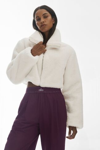 Alo Yoga Faux Fur Cropped Amore Jacket - Ivory in Kuwait