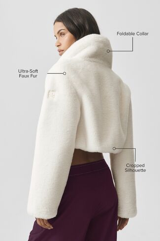 Alo Yoga Faux Fur Cropped Amore Jacket - Ivory in Kuwait
