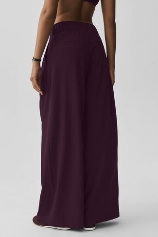 Alo Yoga High-Waist Dreamscape Trouser (Long) - Rich Bordeaux in Kuwait