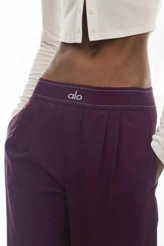 Alo Yoga Suit Up Trouser (Long) - Rich Bordeaux in Kuwait