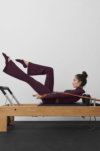 Alo Yoga ALO Softsculpt Foldover Flare Legging (Regular) - Rich Bordeaux in Kuwait