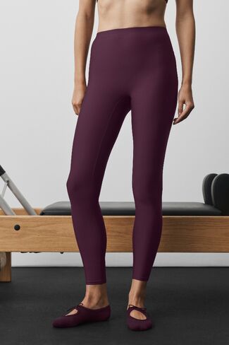 Alo Yoga Airlift High-Waist 7/8 Techlux Legging - Rich Bordeaux in Kuwait