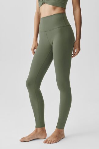 Alo Yoga 7/8 High-Waist Airbrush Legging - Bamboo Green in Kuwait