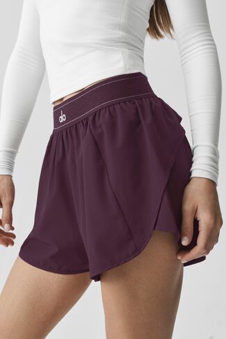 Alo Yoga Match Point Short - Rich Bordeaux in Kuwait