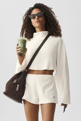 Alo Yoga Ribbed Reset Short - Ivory in Kuwait