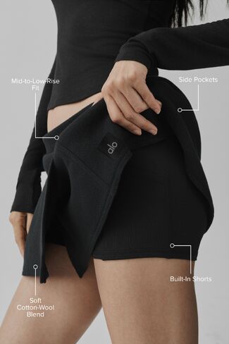 Alo Yoga Alpine Meadow Mini Skirt - Black in Kuwait