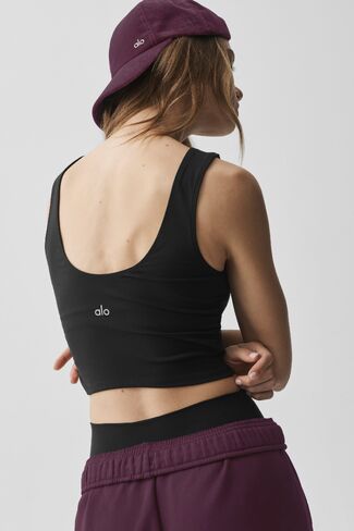 Alo Yoga ALO Softsculpt Entice Bra Tank - Black in Kuwait
