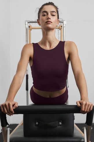 Alo Yoga ALO Softsculpt Entice Bra Tank - Rich Bordeaux in Kuwait
