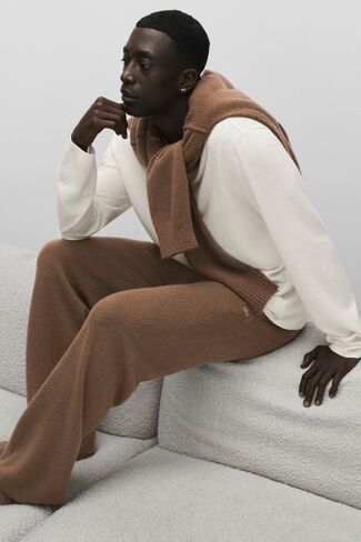 Alo Yoga Wool Cashmere New Class Sweatpant - Java Brown in Kuwait