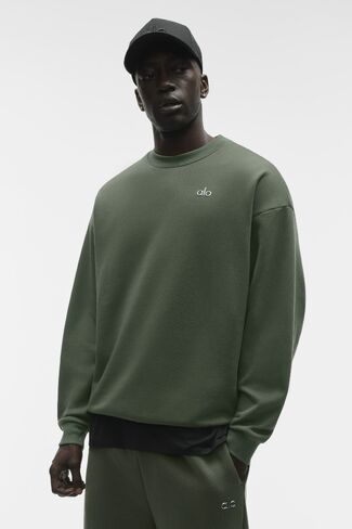 Alo Yoga Accolade Crew Neck Pullover - Bamboo Green in Kuwait