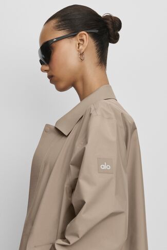 Alo Yoga Alpha Shell Long Coat - Gravel in Kuwait