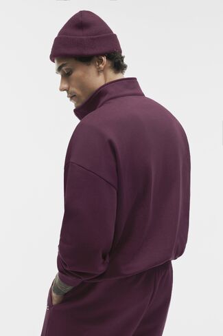 Alo Yoga Accolade 1/4 Zip Pullover - Rich Bordeaux in Kuwait