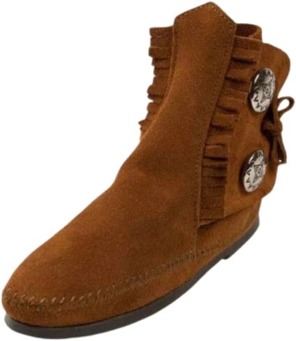 Minnetonka Women's 2 Button Hardsole Boot in Kuwait