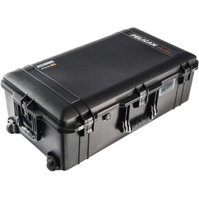 Pelican Air 1615 Case with Foam - Silver in Kuwait
