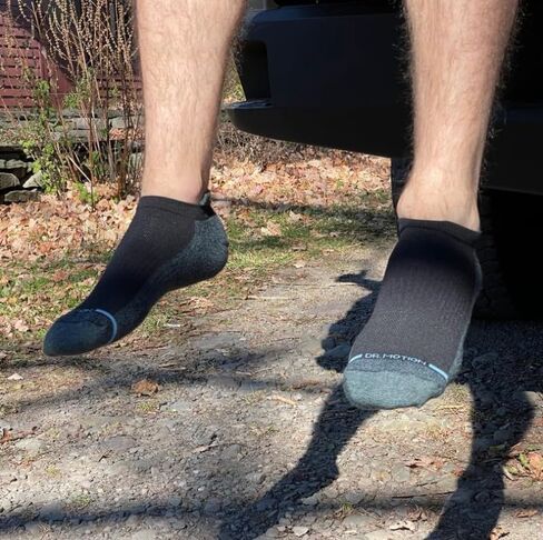Dr. Motion Mens Low Cut Cushioned Breathable Compression Ankle Socks with Arch Support 4 Pairs in Kuwait