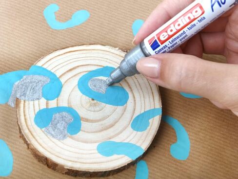 edding 5100 acrylic marker medium - white - 1 waterproof acrylic paint marker - round nib 2-3mm - acrylic paint pen for drawing on canvas, art paper and wood - acrylic markers for pebbles in Saudi Arabia