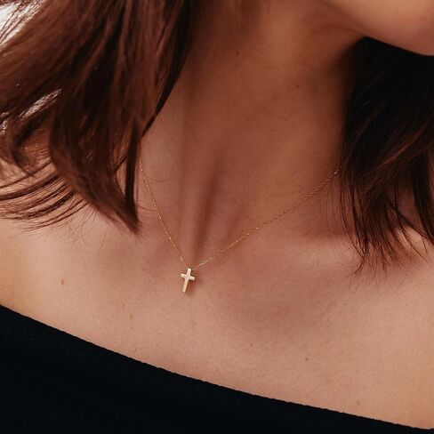 قلادة صليب للنساء - قلادة صليب مطلية بالذهب 18 قيراط قلادة صليب ذهبية أنيقة قلادة صليب جانبية صغيرة قلادة صليب ذهبي للنساء مجوهرات ذهبية للنساء الفتيات هدايا in Kuwait