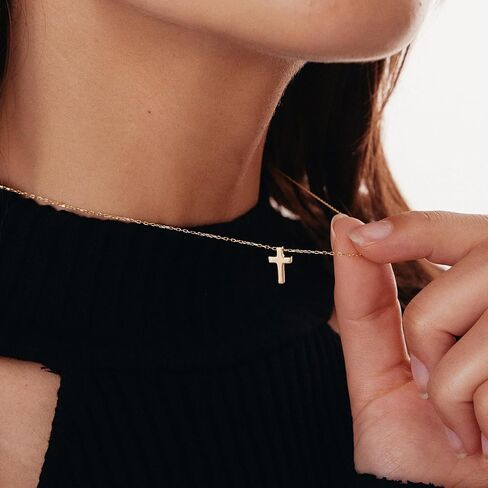 قلادة صليب للنساء - قلادة صليب مطلية بالذهب 18 قيراط قلادة صليب ذهبية أنيقة قلادة صليب جانبية صغيرة قلادة صليب ذهبي للنساء مجوهرات ذهبية للنساء الفتيات هدايا in Kuwait