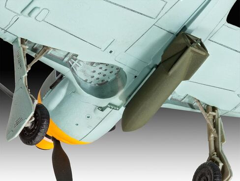 Revell GmbH 63898 Model Set Focke Wulf Fw190 F-8 Including Paints, Glue & Brush, Luftwaffe Camouflage, 1:72 in Kuwait