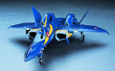 Macross Plus YF-21 Advanced Fighter 1/72 Scale in Kuwait